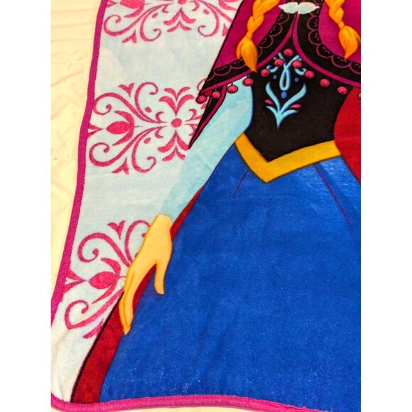 Disney 2017 Frozen Elsa and Anna Plush Fleece Blanket 62X45 - Picture 4 of 10